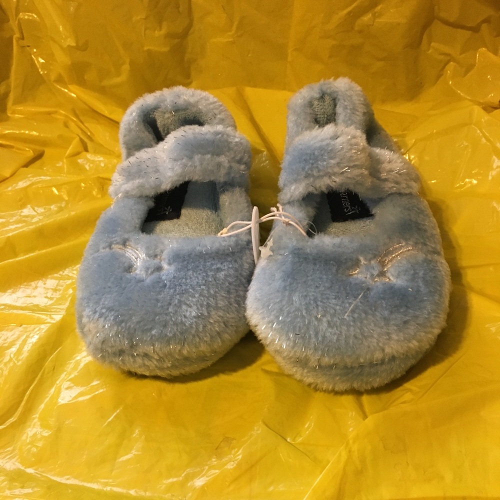 NEW GIRLS slippers size L-9-10 from Foot warmers
